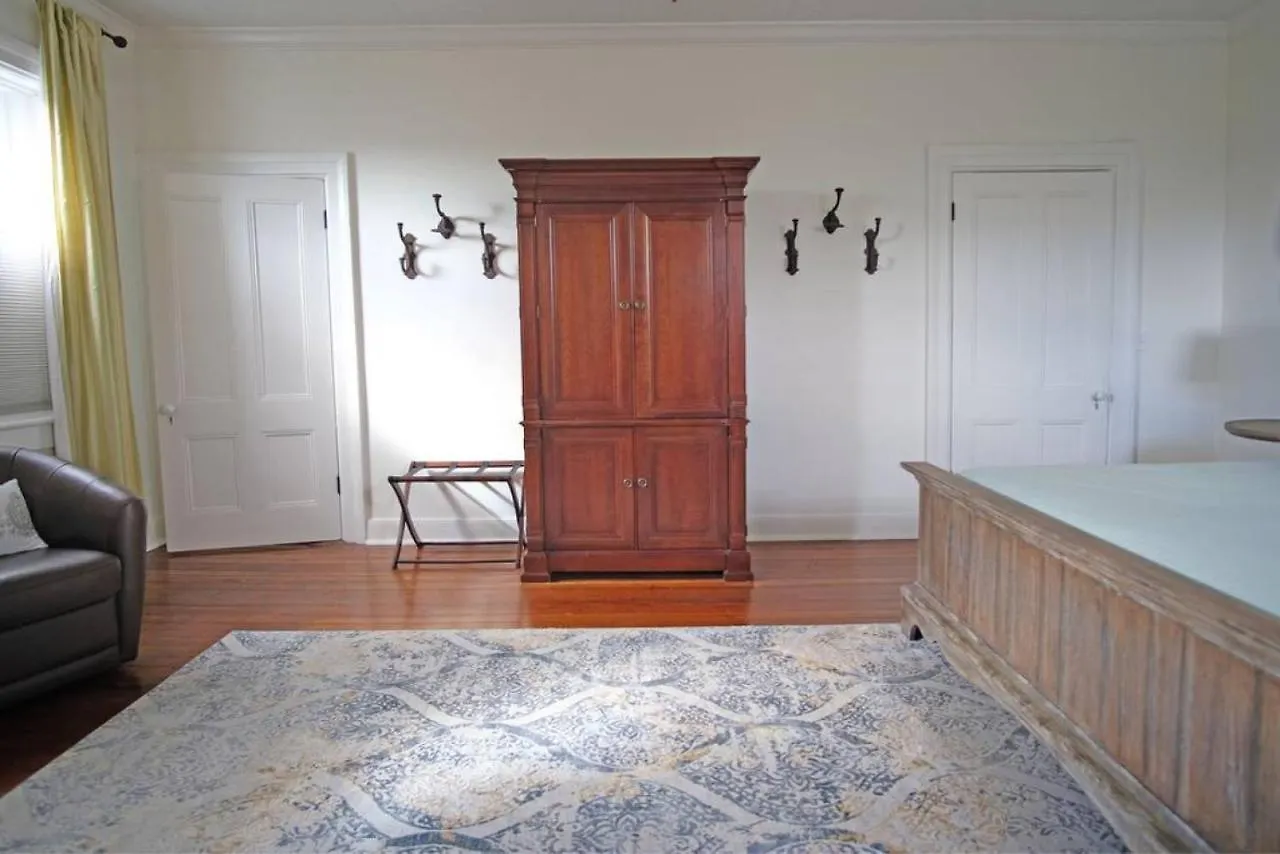 Historic Hamilton House Villa Savannah 0*,